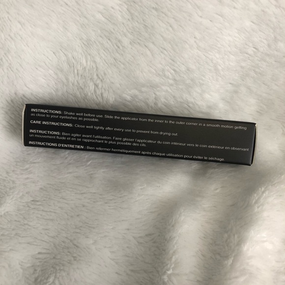 BNWOT Liquid Eyeliner - Picture 3 of 4